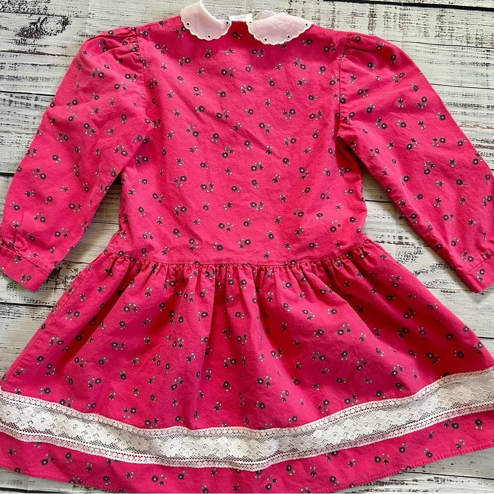 Vintage Pink Cottagecore Floral Cotton Kids Dress‎ 4-5y with lace